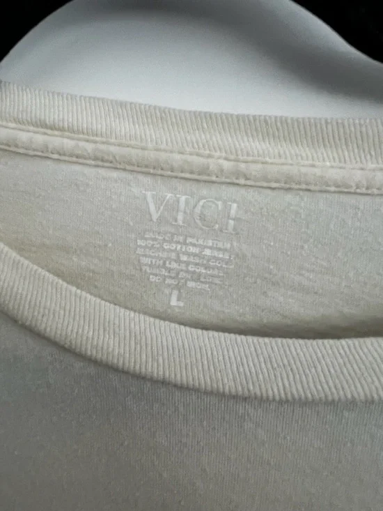 vici salty graphic tee - Picture 4 of 4